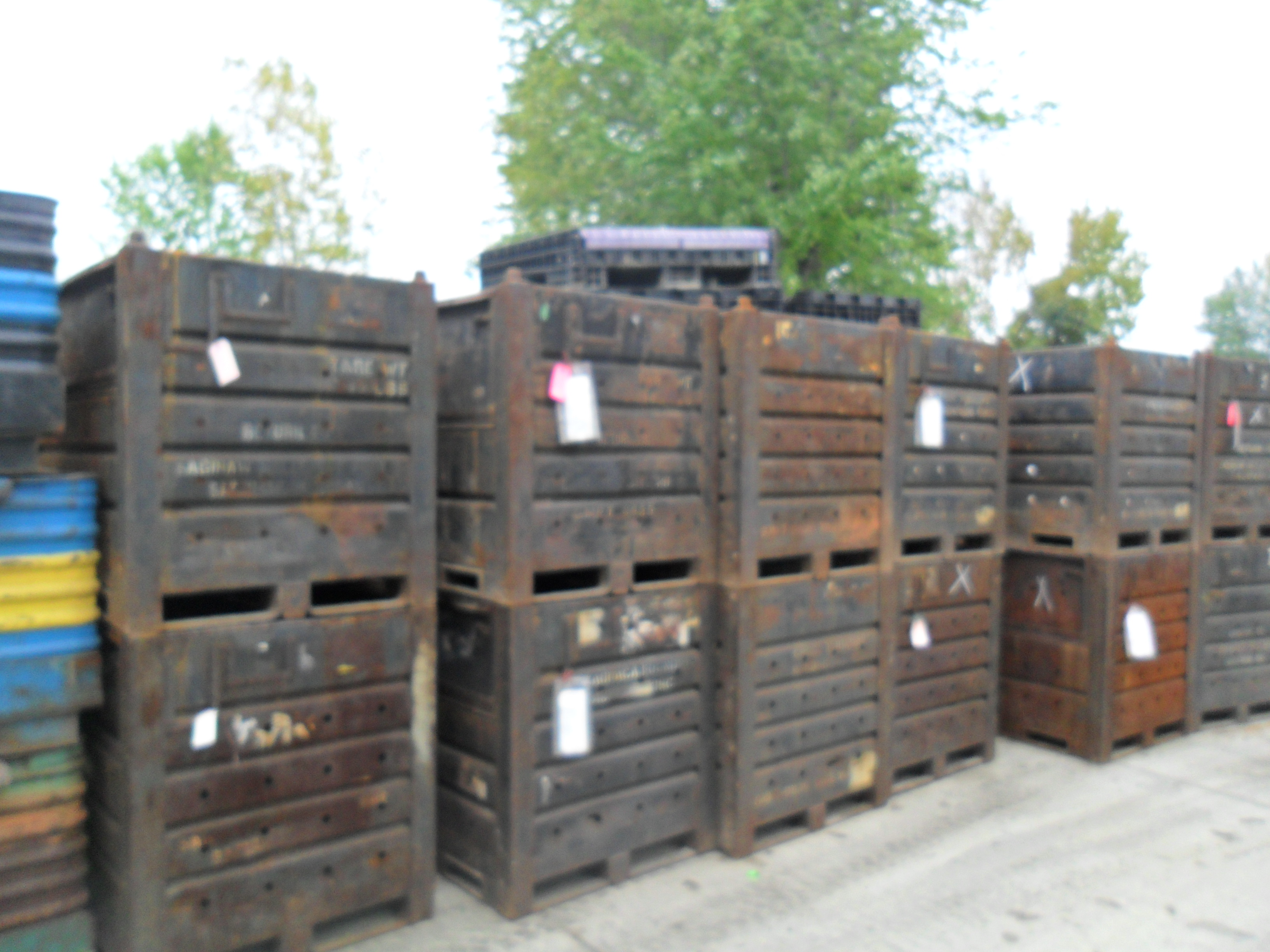 Item 476 Steel Corrugated Bins 36″ x 48″ x 41″ o/h (34″ ID) RDR