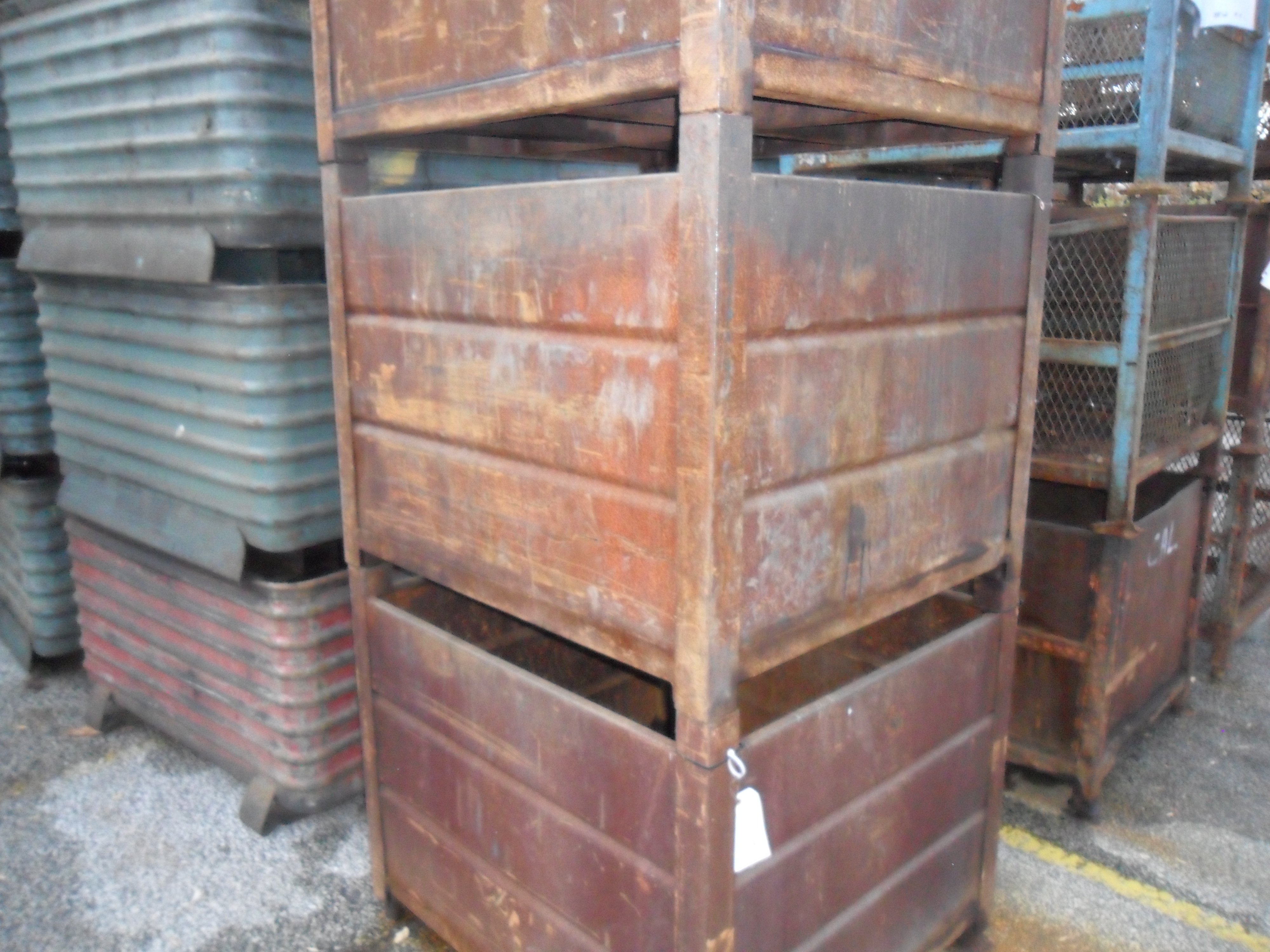 Item 296 Steel Solid Bins 36″ x 40″ x 25″ ID